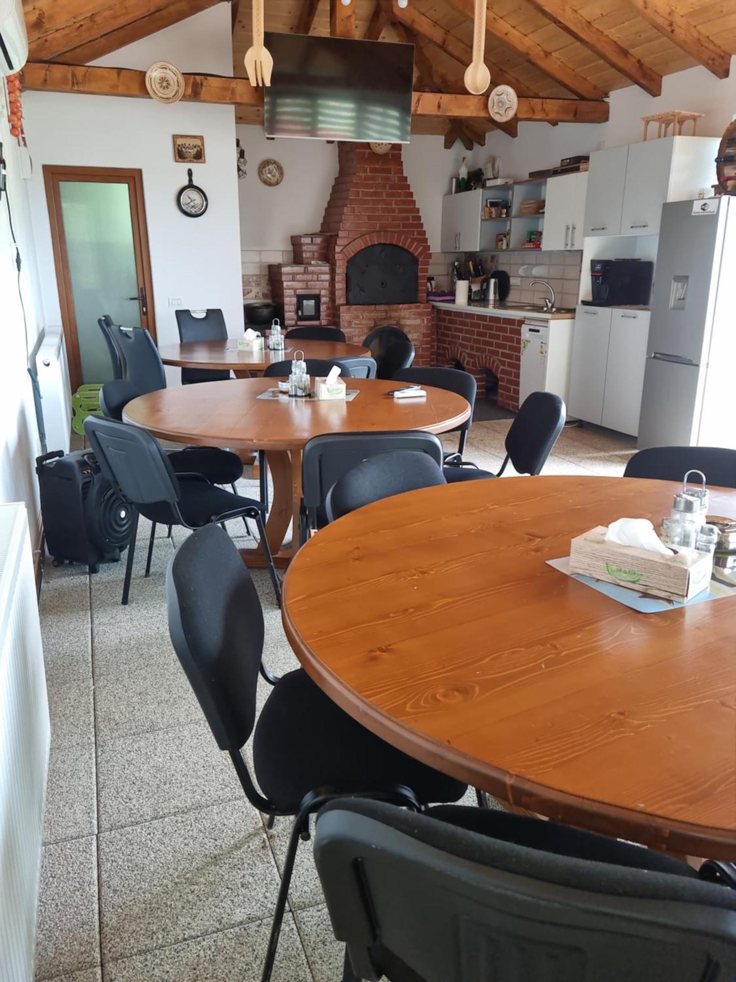 La Maria Si Ioana Apartment Curtea De Arges Exterior photo