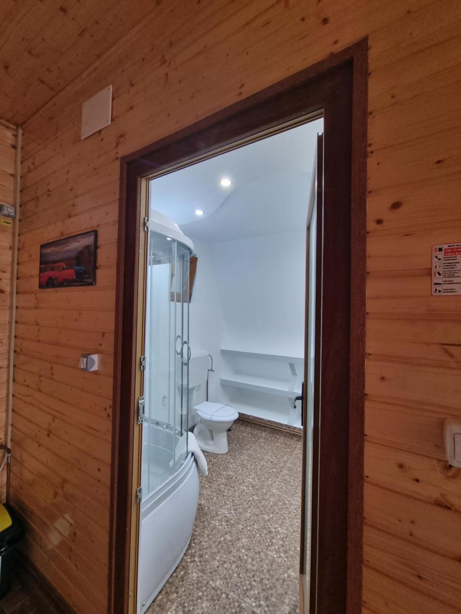 La Maria Si Ioana Apartment Curtea De Arges Exterior photo